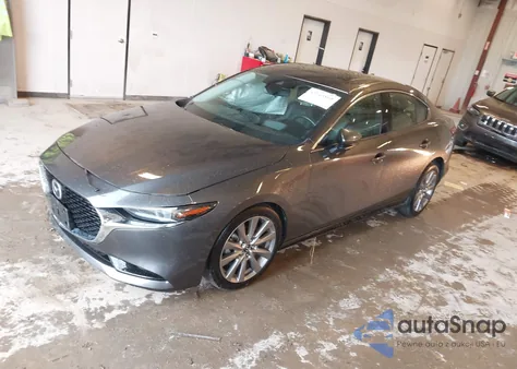 2019 Mazda Mazda3 Premium Package из США, поврежденный, VIN 3MZBPAEM6KM104320
